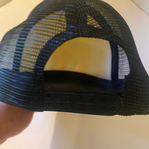 MTV black and white  adjustable hat - Picture 2 of 4